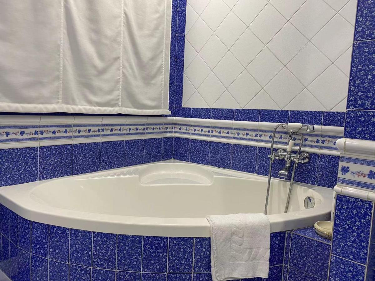 Cavour 44616 Appartement Rome