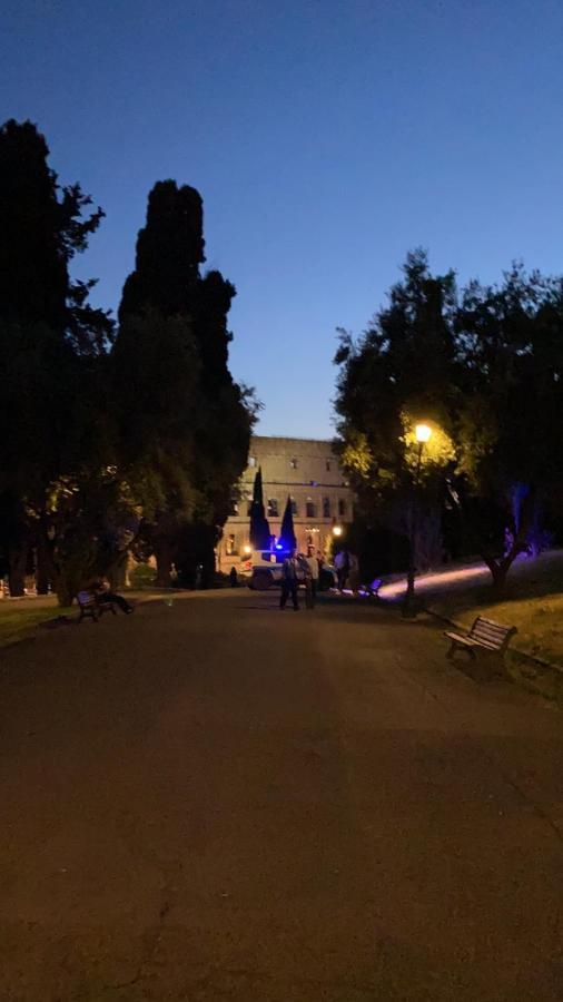 Cavour 44616 Appartement Rome